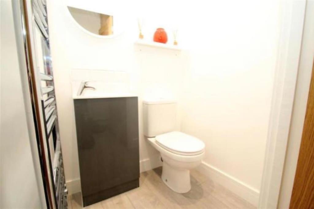 בקינגהאם The Villas, Newly Refurbished Modern Home - Free Parking, Prime, Netflix מראה חיצוני תמונה